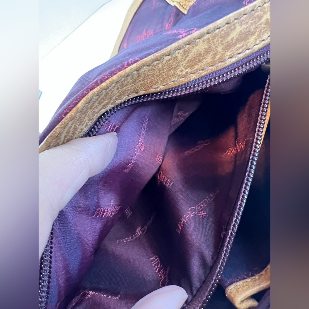 Anuschka Hand-Painted Shoulder Bag - Picture 12 of 13